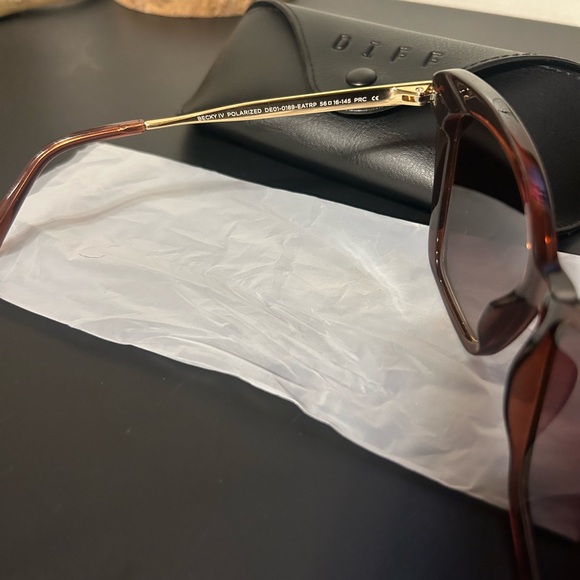 NEW DIFF EYEWEAR BECKY IV DEEP AMBER + TERRACOTTA CAT EYE POLARIZED SUNGLASSES - Picture 6 of 7